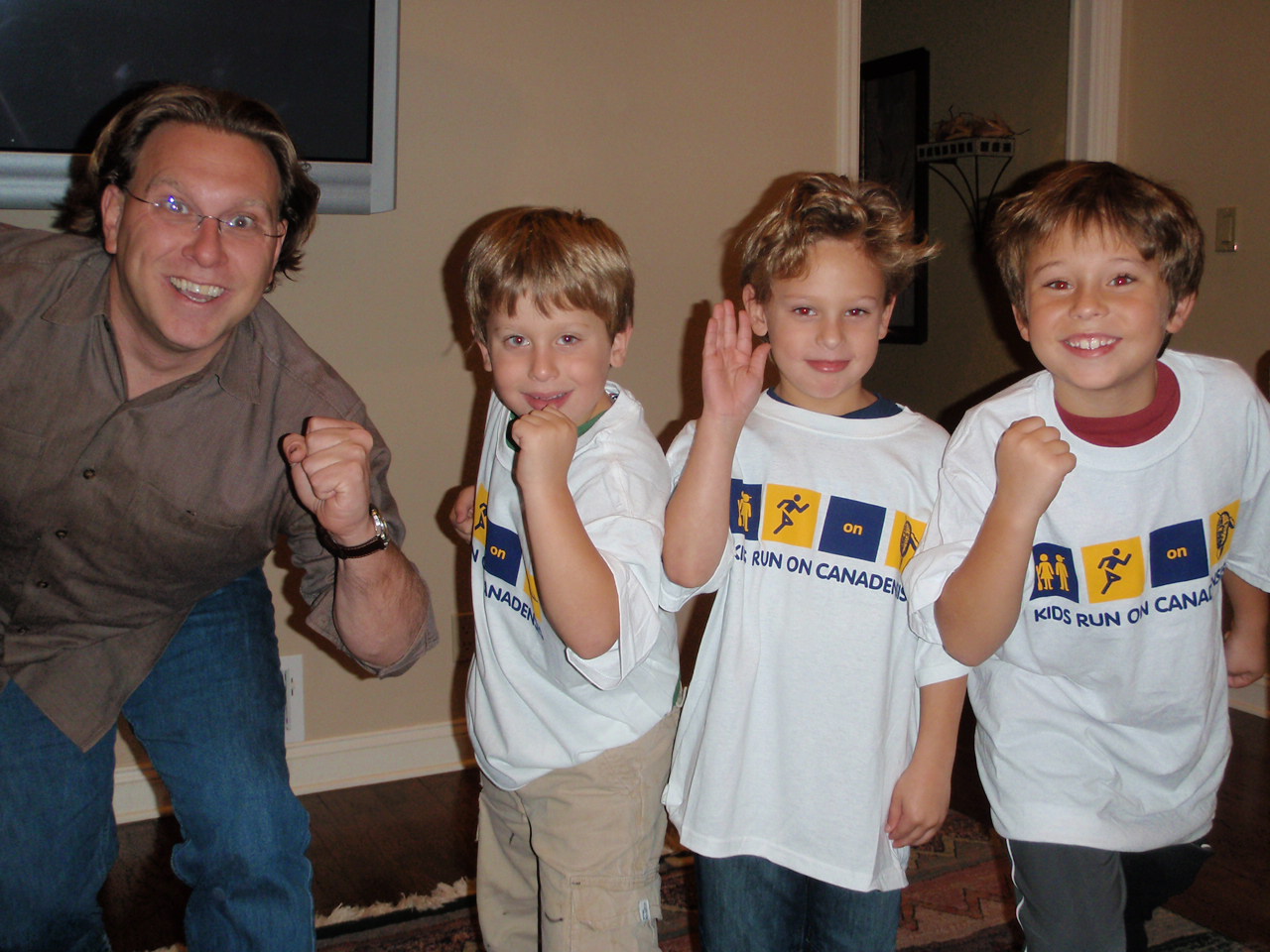Me with the Minion brothers (from left to right): Josh, Dan and Zach.  Since the boys were wearing their "Kids Run on Canadensis" T-Shirts, we thought we'd pose accordingly.  