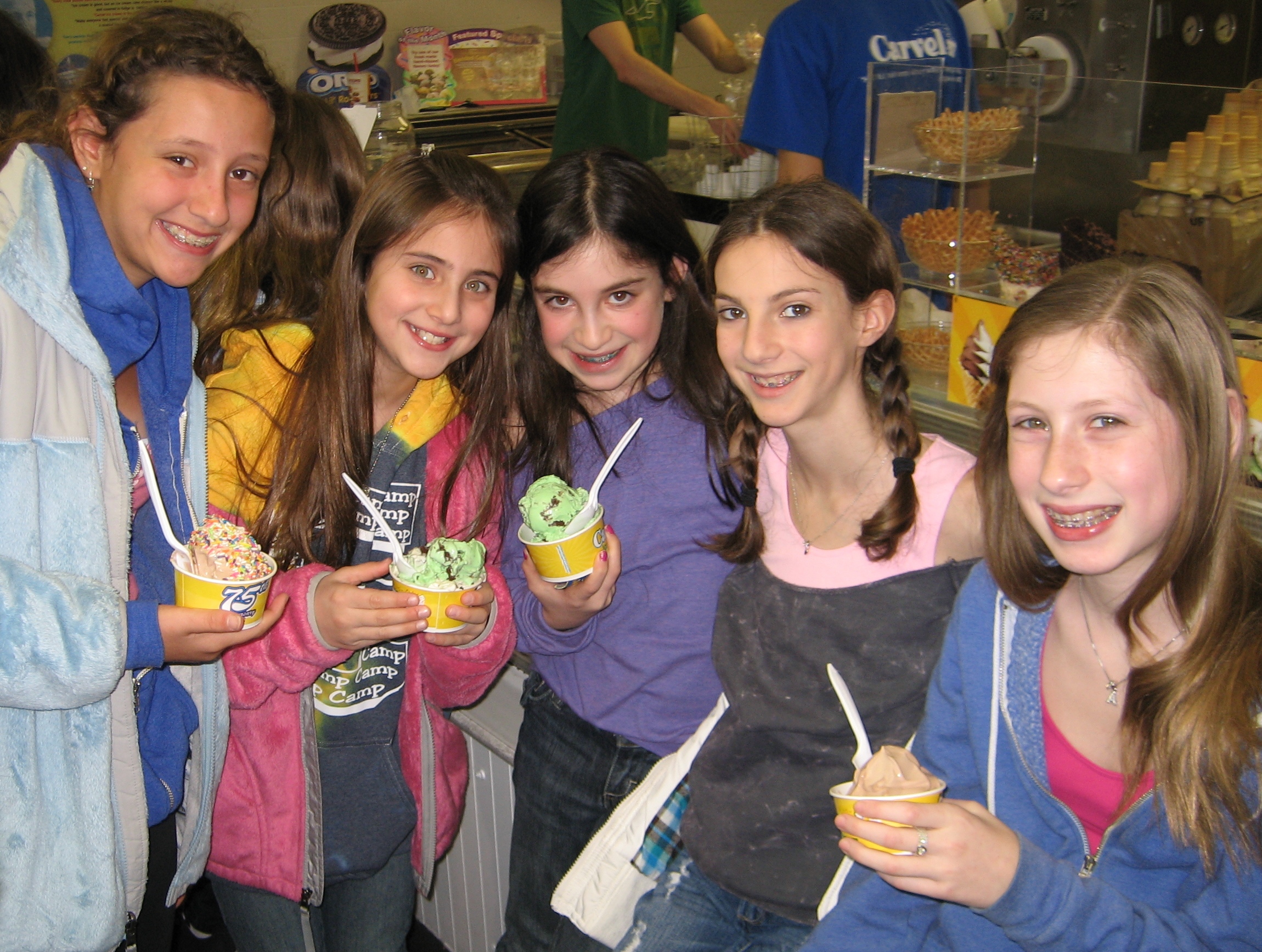 Lauren, Sydney, Erica, Dani and Alex enjoy their ice cream!  