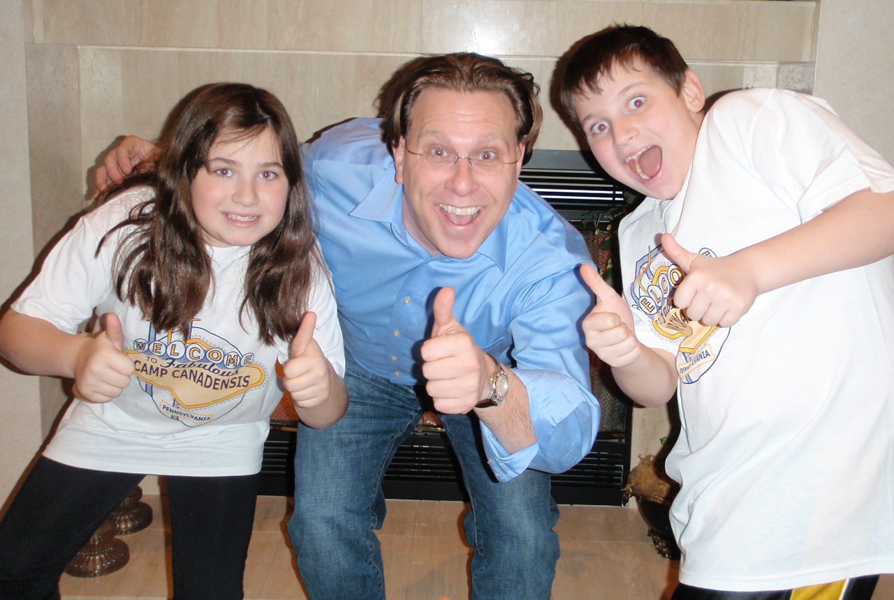 Me with Lauren and Justin Liebman.  Thumbs up for a great summer!  