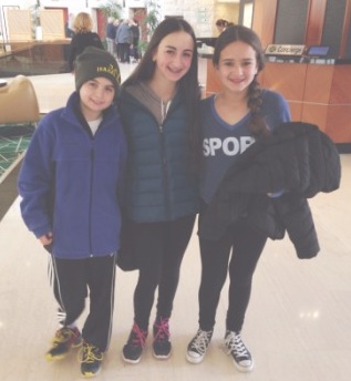 Max and Alyssa Kruman suprisingly ran into Paige Kahn while both were on family trips to Israel.  